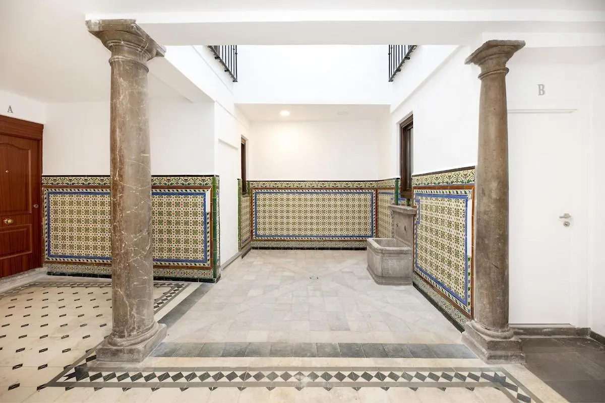 Apartamento En Casa Palacio En El Centro De Granada Apartment